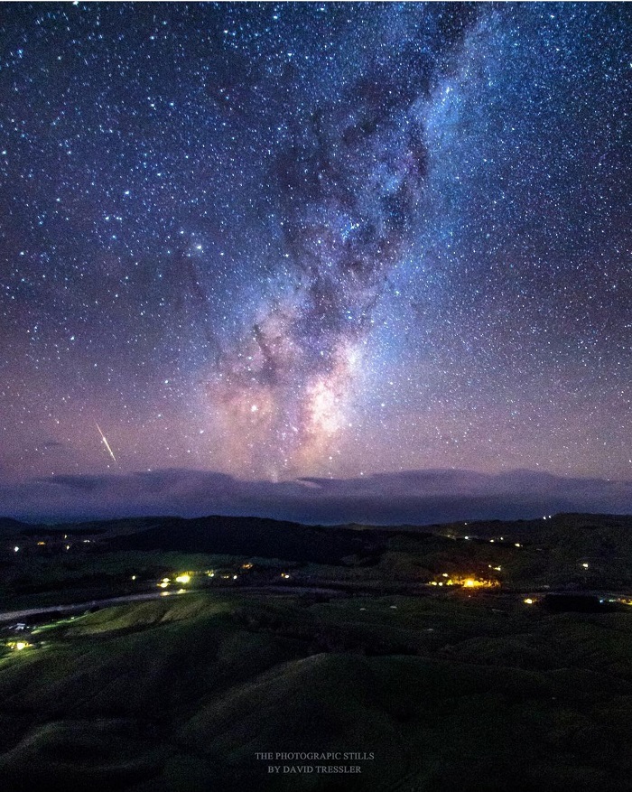Bầu trời ngoạn mục trên đỉnh Te Mata về đêm