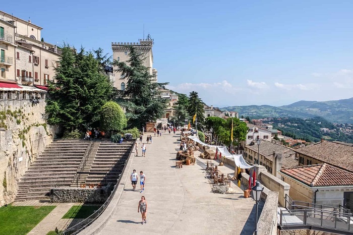 Du lịch San Marino