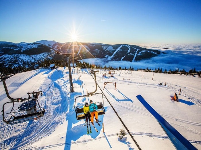 Thời điểm nào nên đi du lịch Ba Lan? Mùa đông là thời điểm du lịch thích hợp dành cho những người yêu thích các hoạt động trượt tuyết