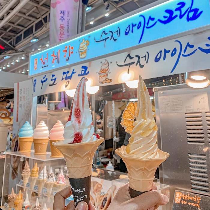 Jeju travel experience - visit Dongmun market
