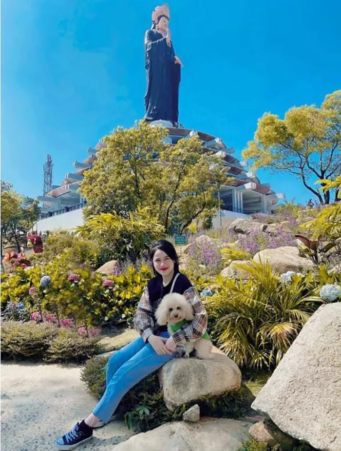 Visit the statue of Ba Tay Bon Da Son - visit Ba Den pagoda