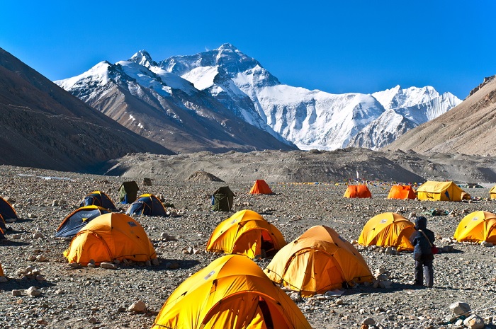 Cắm trại qua đêm trên đường lên đỉnh Everest - Trekking lên đỉnh Everest