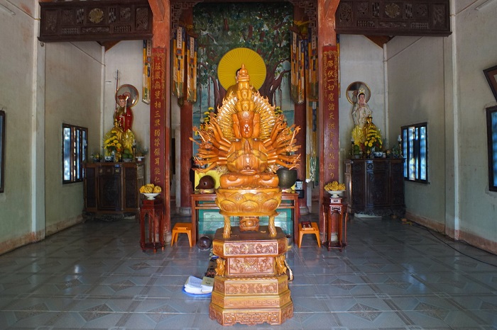 Những ngôi chùa nổi tiếng ở Quảng Trị - chùa Bình Trung không gian