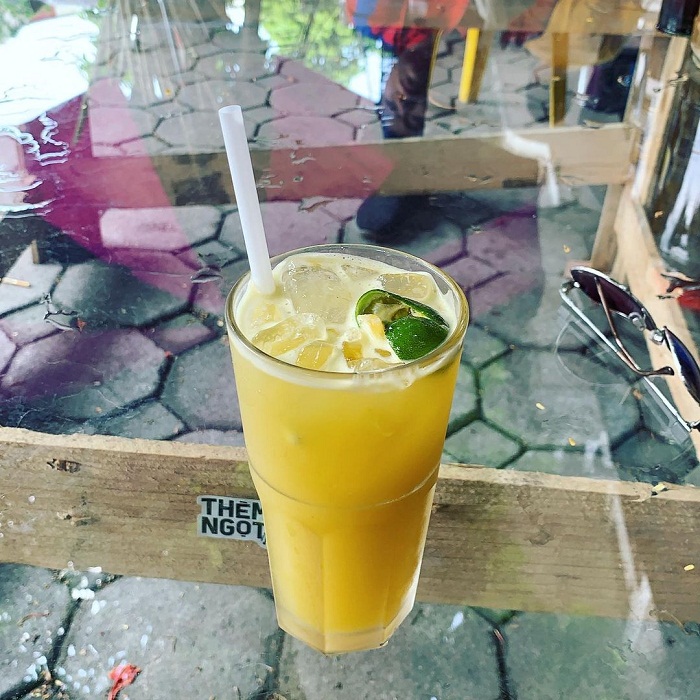 Nước mía - đồ uống giải nhiệt mùa hè ở Hà Nội 