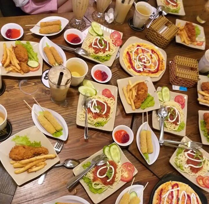 Những quán ăn trưa ngon ở Phú Quốc - quán Quang HD Phú Quốc