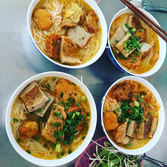 Ba Phien fish noodle soup - delicious breakfast restaurant in Da Nang
