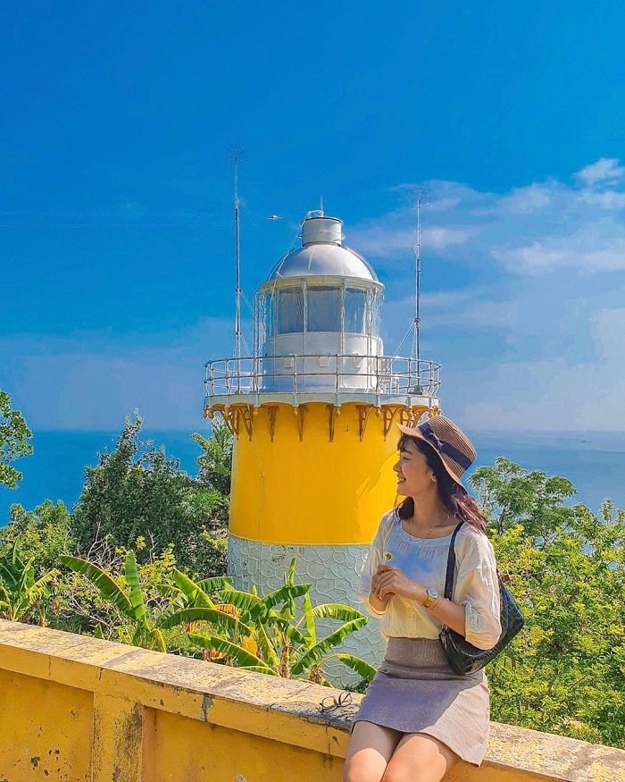 About Tien Sa Lighthouse Da Nang 