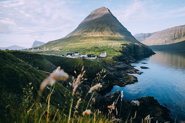 Quần đảo Faroe tràn ngập những cảnh quan như trong truyện cổ tích - Du lịch quần đảo Faroe
