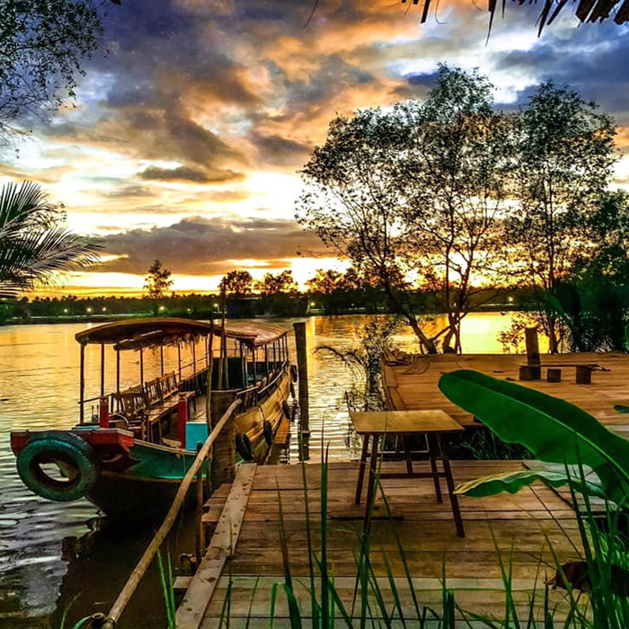 Check in Mekong Home Ben Tre - Watch the sunset