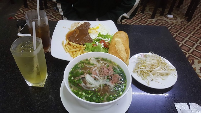 Good breakfast restaurant in Binh Duong - Pho Da