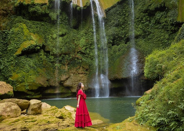 Fairy Waterfall is a beautiful waterfall in the Northwest
