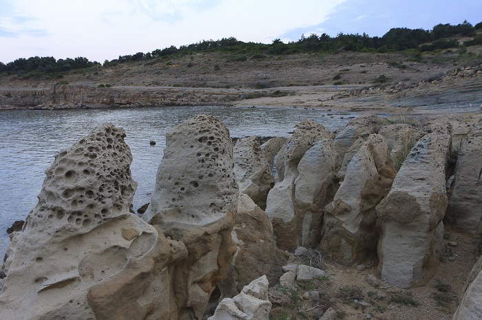 Tham quan công viên địa chất Rab là trải nghiệm tuyệt vời ở đảo Rab Croatia