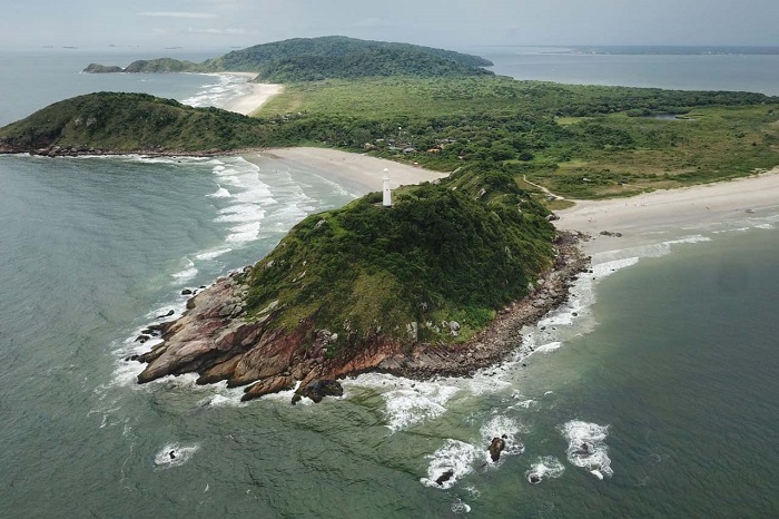 Đảo Ilha do Mel Brazil