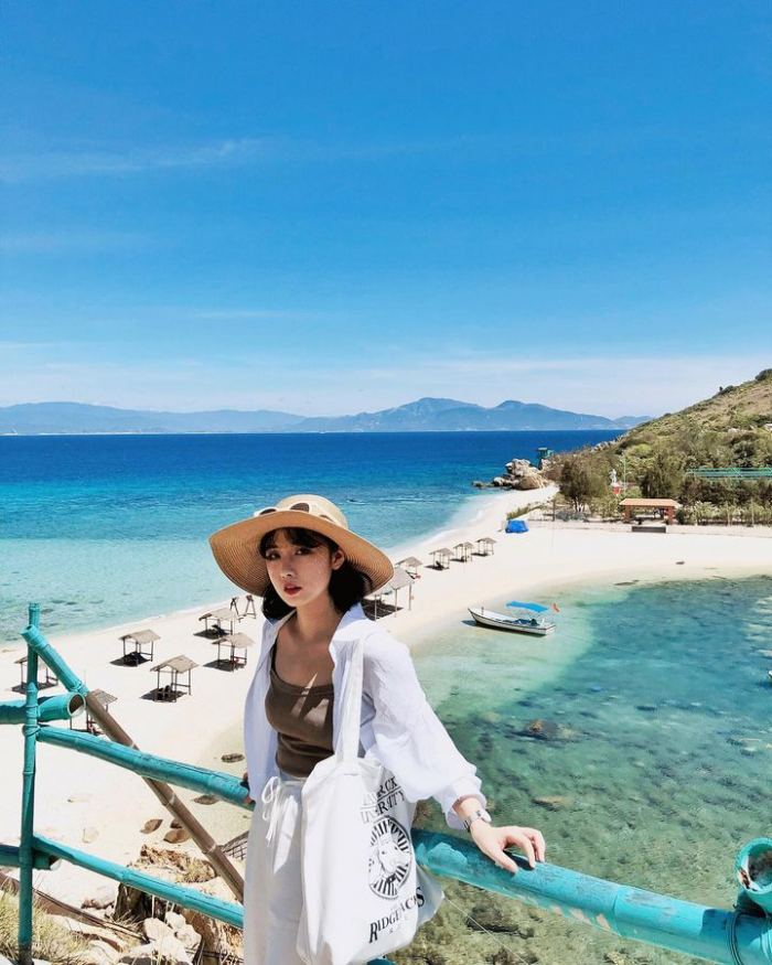  Đảo Yến hòn đảo du lịch đẹp ở Nha Trang 