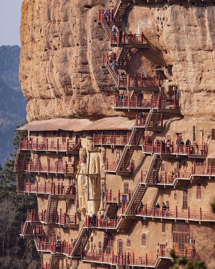 Mạch Tích Sơn là hang động nổi tiếng châu Á nằm tại tỉnh Cam Túc Trung Quốc