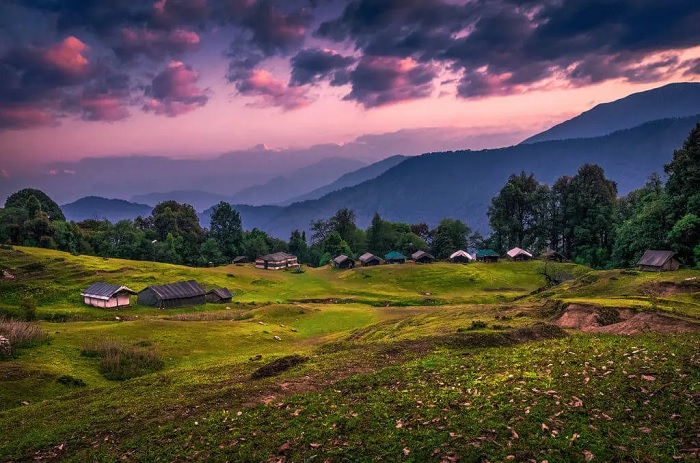 Chopta Trek là địa điểm du lịch Uttarakhand