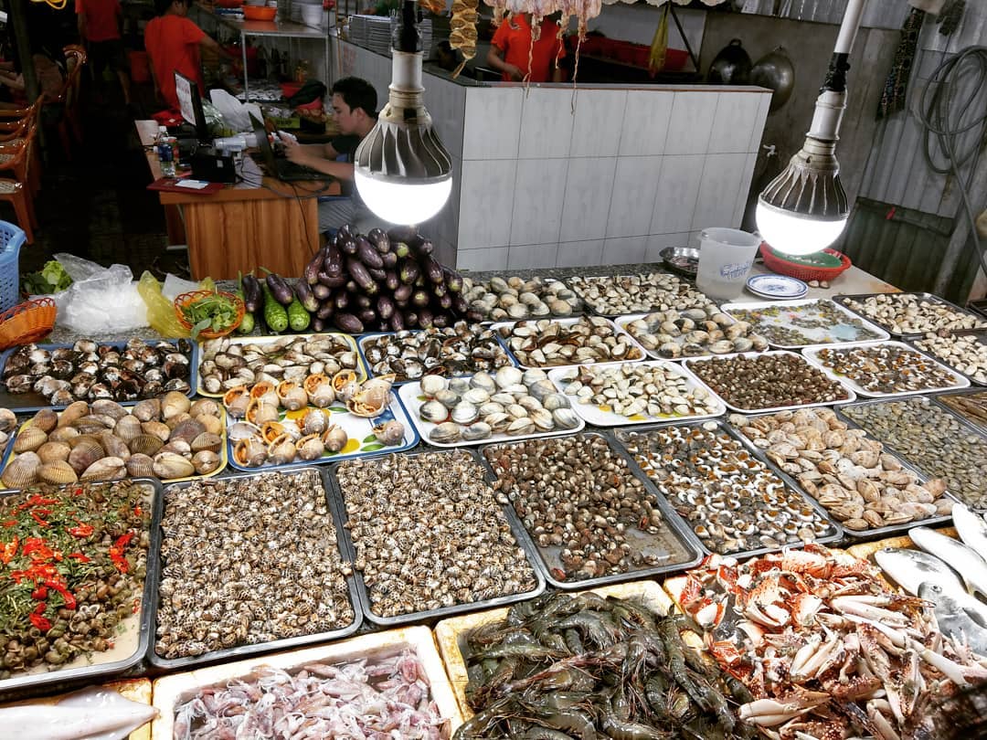 Khám phá chợ Côn Đảo ăn hải sản