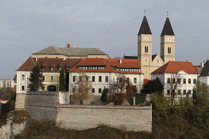 Lâu đài Veszprém là điểm tham quan ở thành phố Veszprem
