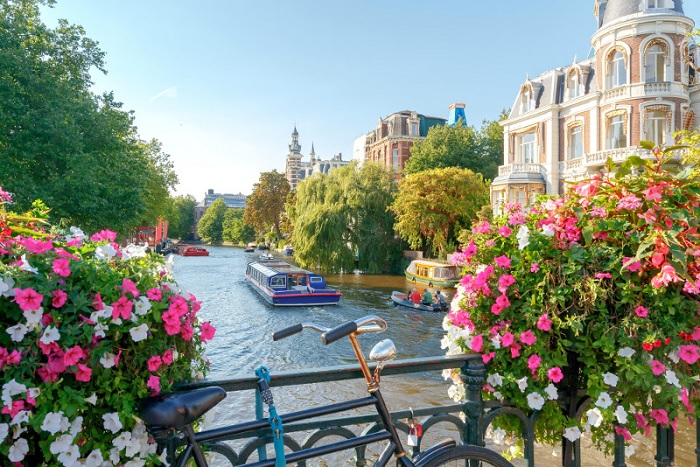 Du lịch kênh đào Amsterdam - trải nghiệm du lịch Amsterdam