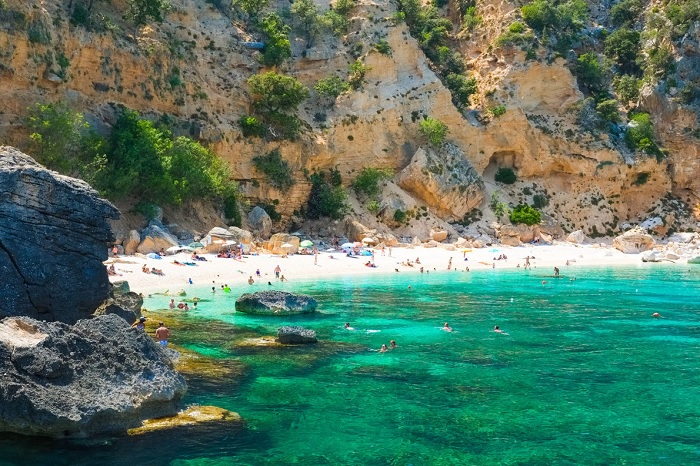 Sardinia, Nước Ý - vùng biển đẹp nhất Châu Âu