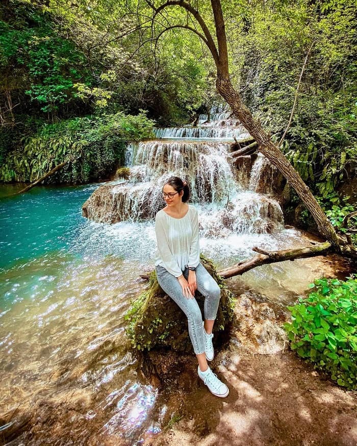 Sống ảo ở thác nước Krushunski Bulgaria 
