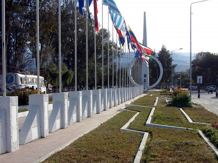 Đại lộ Las Americas là điểm tham quan ở thành phố Tarija