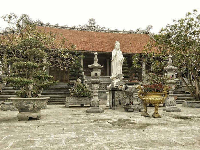Chùa Sùng Khánh là điểm đến tâm linh Hà Giang nổi tiếng