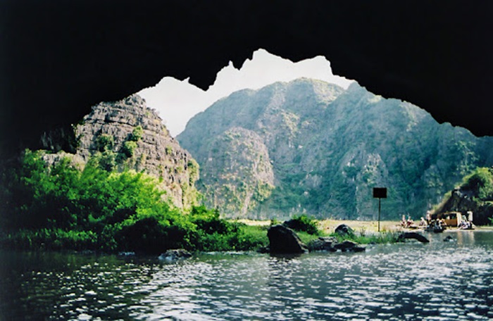 hang động ở Ninh Bình - Động Thiên Tôn