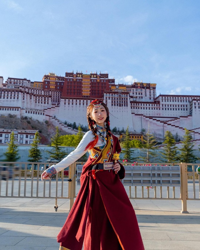 Cung điện Potala là hoàng cung đẹp ở châu Á mà bạn nên ghé thăm