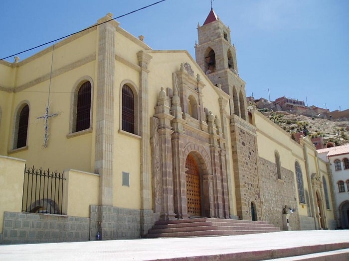 Thánh địa của Trinh nữ Mỏ ở thành phố Oruro