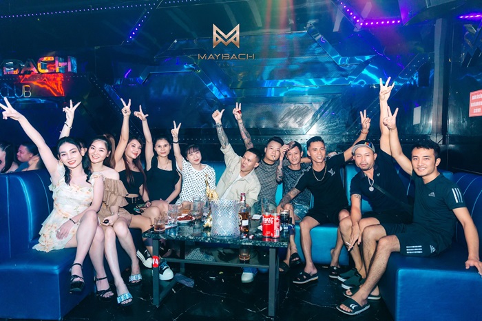 quán bar ở Ninh Bình - MayBach Club