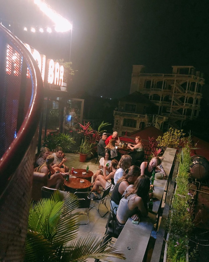 quán bar ở Ninh Bình - Aadi Bar Events Rooftop