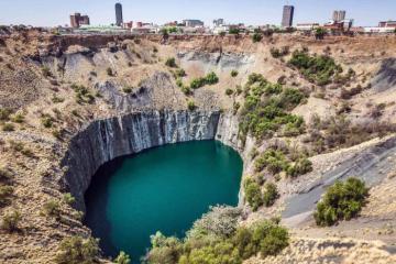 Hố Big Hole: mỏ kim cương nổi tiếng ở Kimberley, Nam Phi