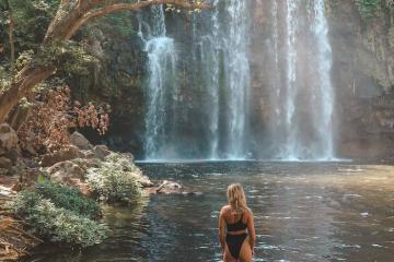 Ngẩn ngơ trước vẻ đẹp hùng vĩ ở thác Llanos de Cortes Costa Rica
