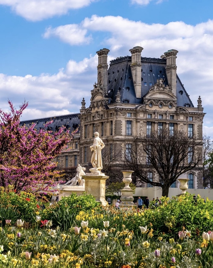 Không khí mùa hè ở Vườn Tuileries