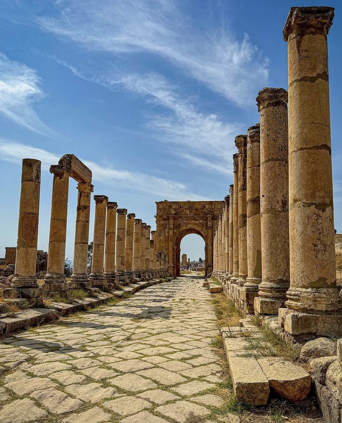 Phố có hàng cột - du lịch Jerash