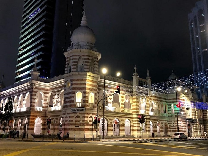 Tham quan Bảo tàng Dệt may Quốc gia là hoạt động thú vị tại quảng trường Merdeka Malaysia 