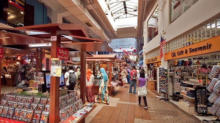 Chuyến mua sắm ở Chợ Trung tâm là hoạt động thú vị tại quảng trường Merdeka Malaysia 