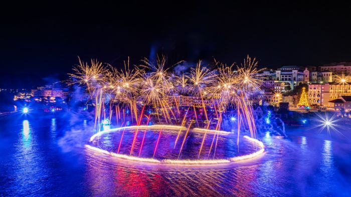 địa điểm ngắm pháo hoa ở Phú Quốc Khán đài show 