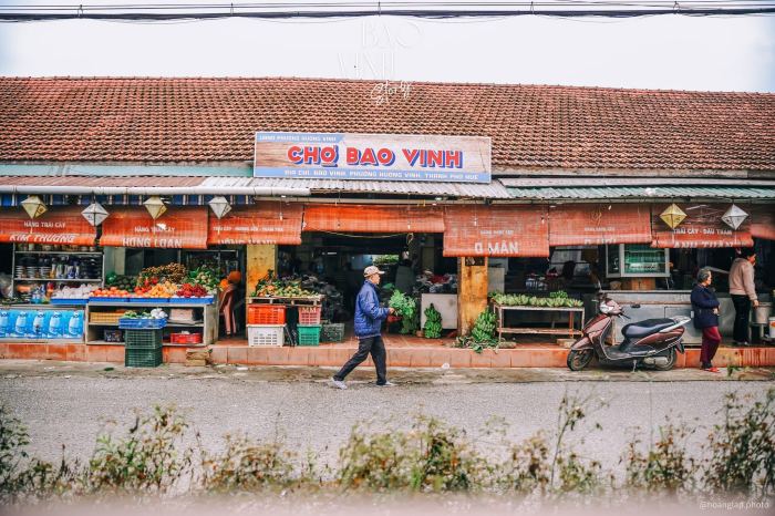 Khám phá phố cổ Bao Vinh chợ