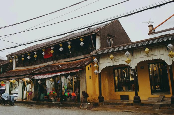 Khám phá phố cổ Bao Vinh