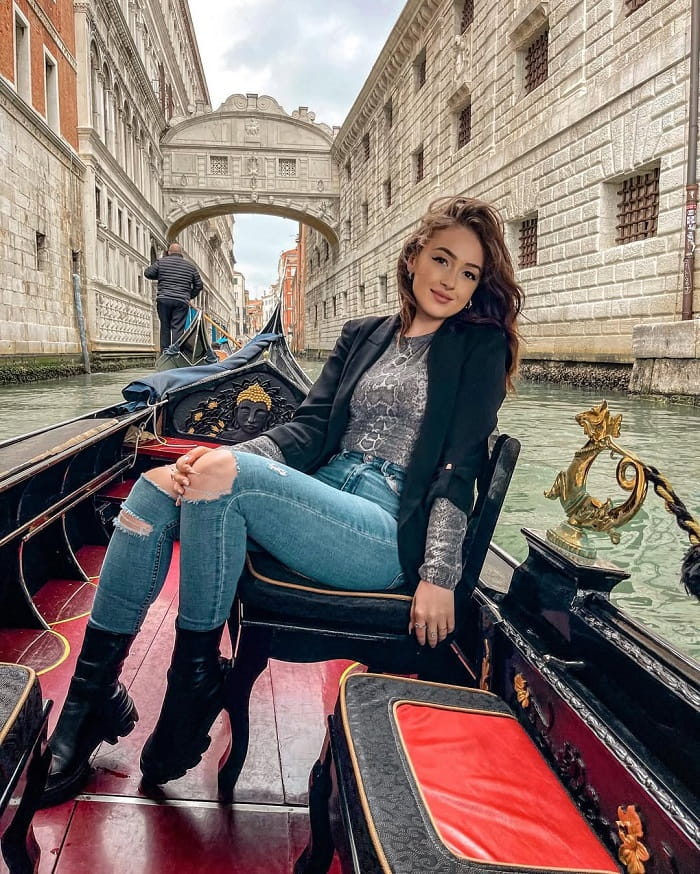 Tham quan cầu Than Thở Ý