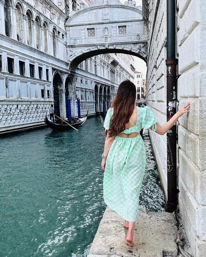 Tham quan cầu Than Thở Ý