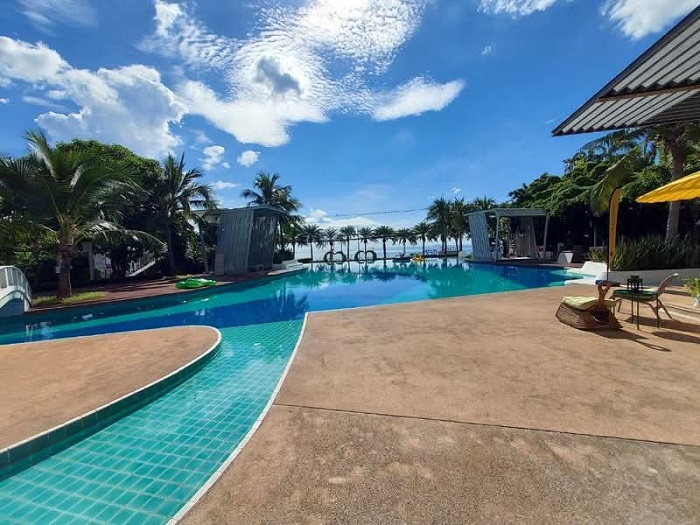 Hồ bơi là điều tuyệt vời nhất để làm và xem ở công viên Lumphini Thái Lan