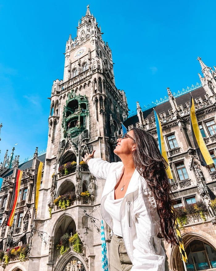 Cột Đức Mẹ ở quảng trường Marienplatz Đức