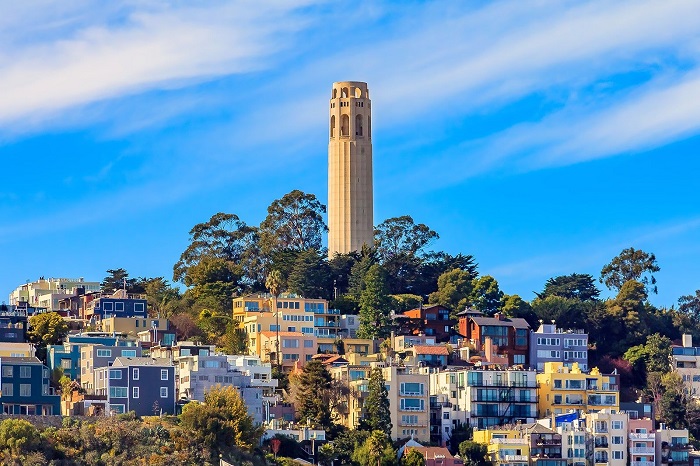 Tháp Coit ở phố Lombard San Francisco Mỹ