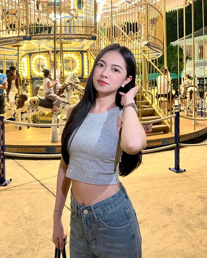 Trò chơi vòng quay ngựa gỗ ở khu Asiatique The Riverfront Bangkok