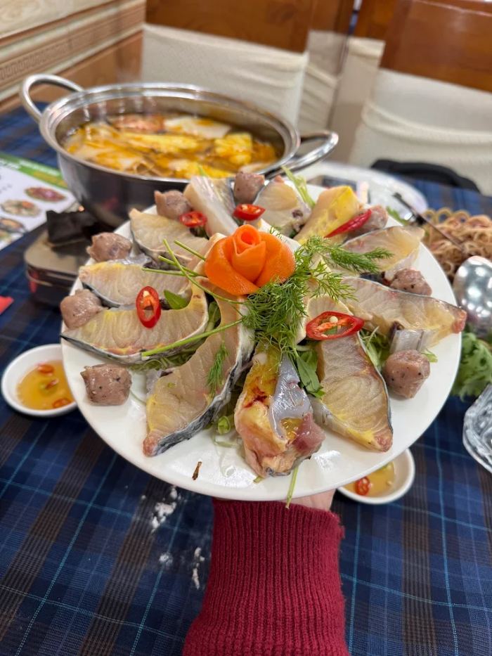 Lẩu cá tầm lịch trình đi Đà Lạt 3 ngày 2 đêm 