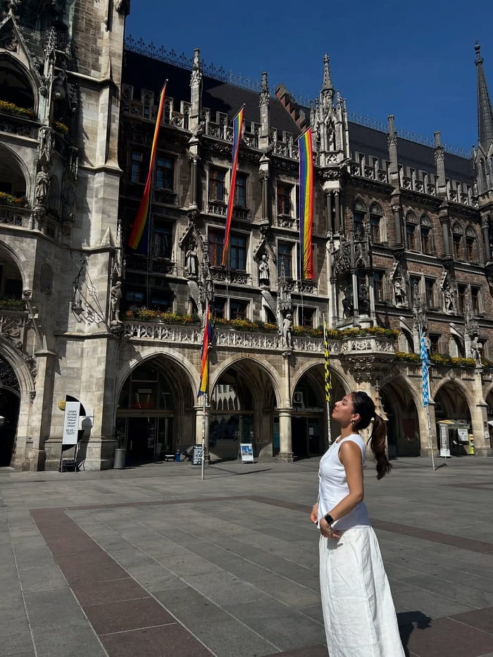 Du lịch quảng trường Marienplatz Đức