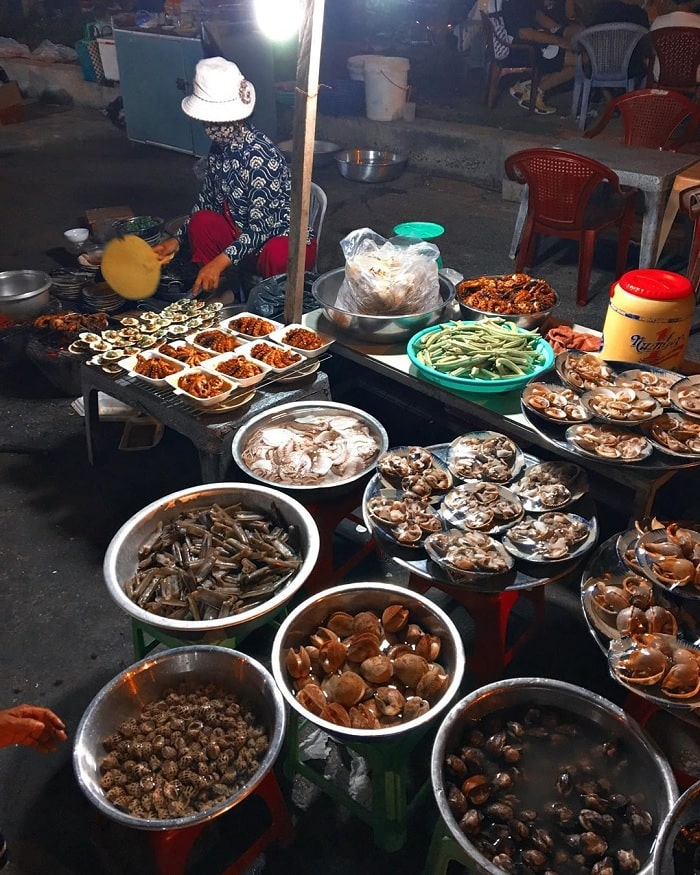 Biển Cổ Thạch - địa điểm tránh nóng lý tưởng tại Bình Thuận